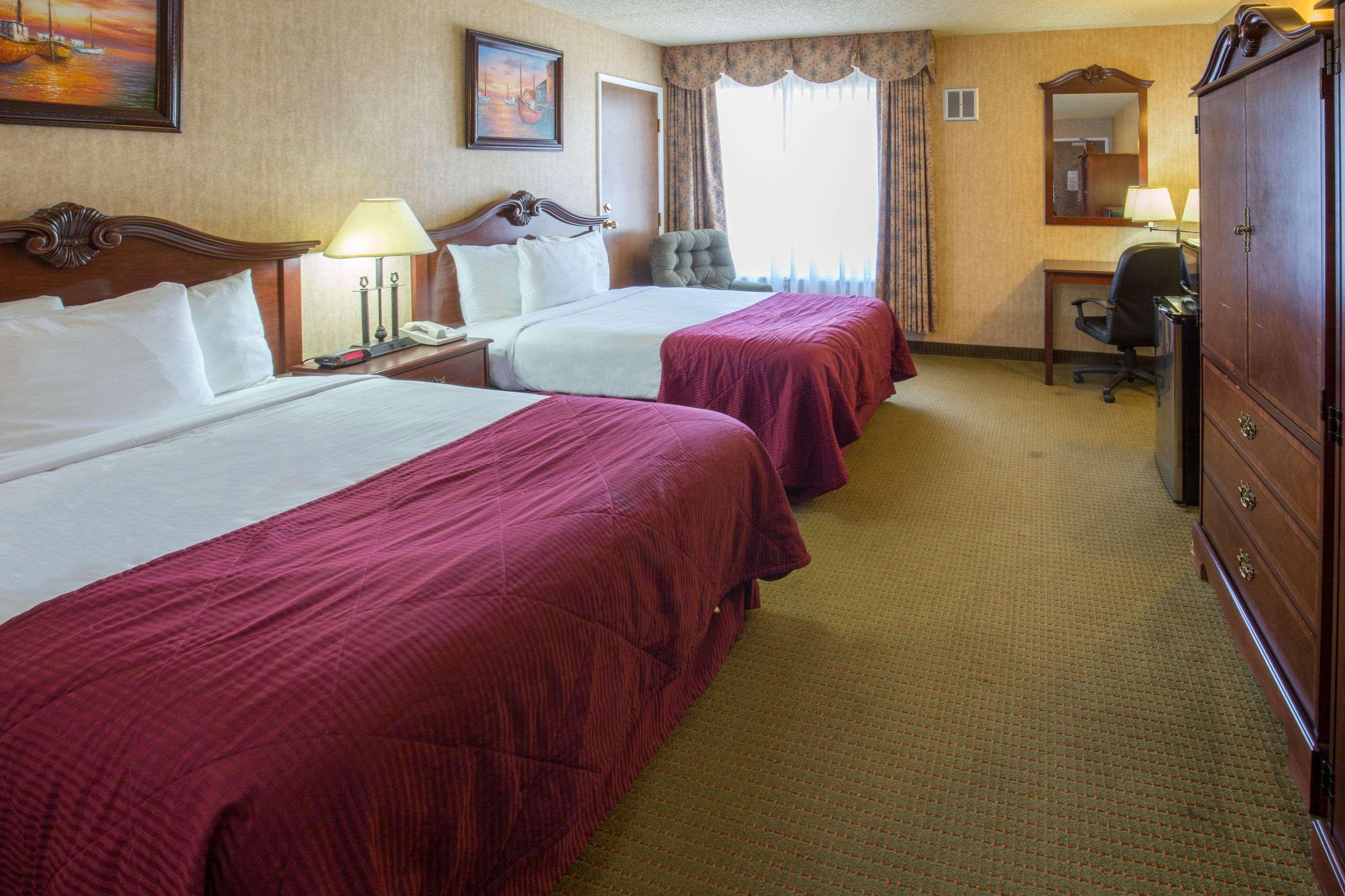 Days Inn By Wyndham Eureka Ca Екстериор снимка