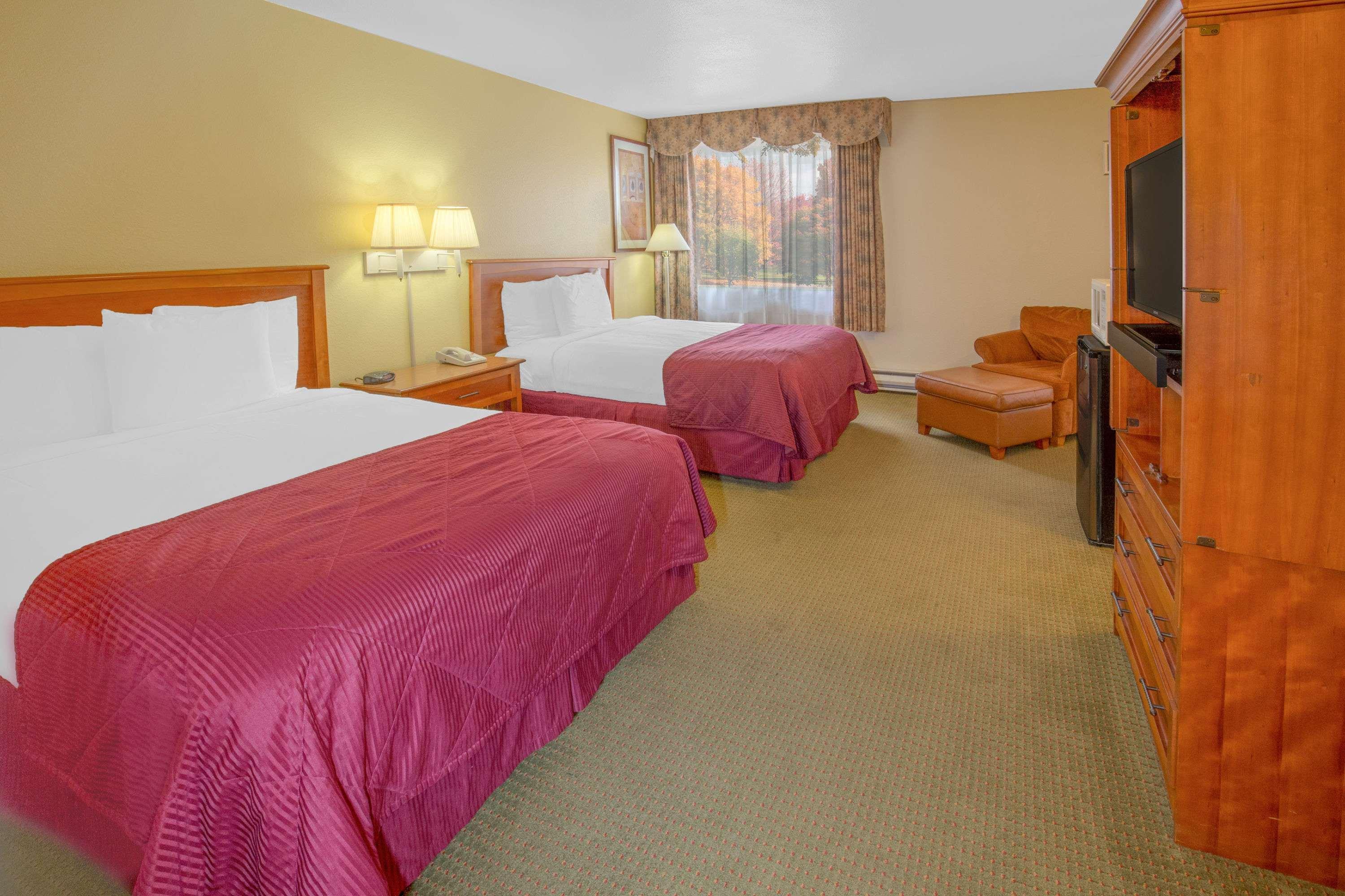 Days Inn By Wyndham Eureka Ca Екстериор снимка