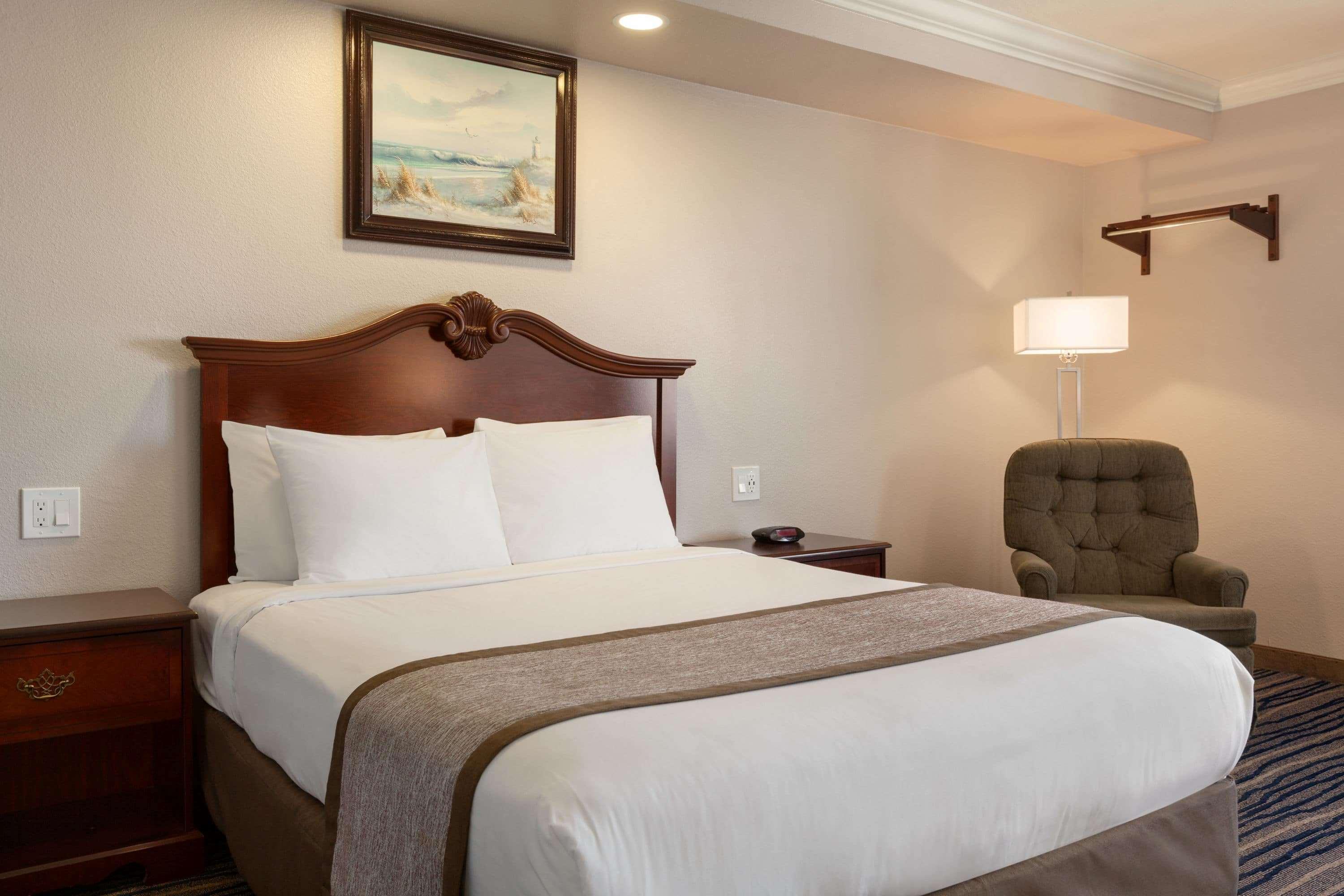 Days Inn By Wyndham Eureka Ca Екстериор снимка